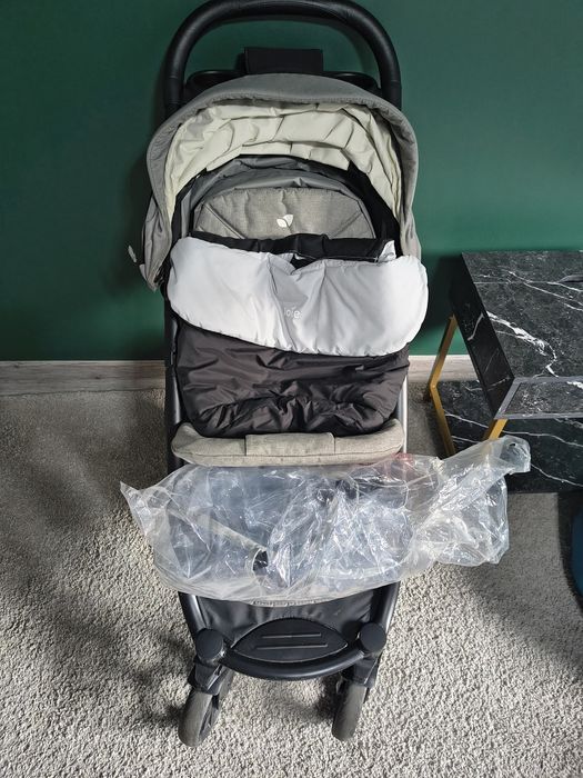 Wózek spacerowy Joie