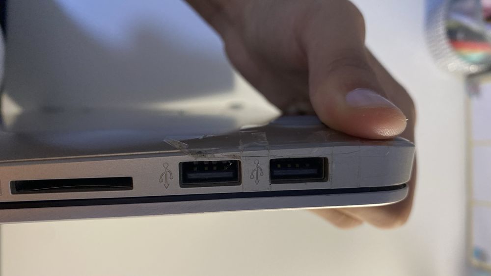 ASUS X510UR Computer64284490591875123