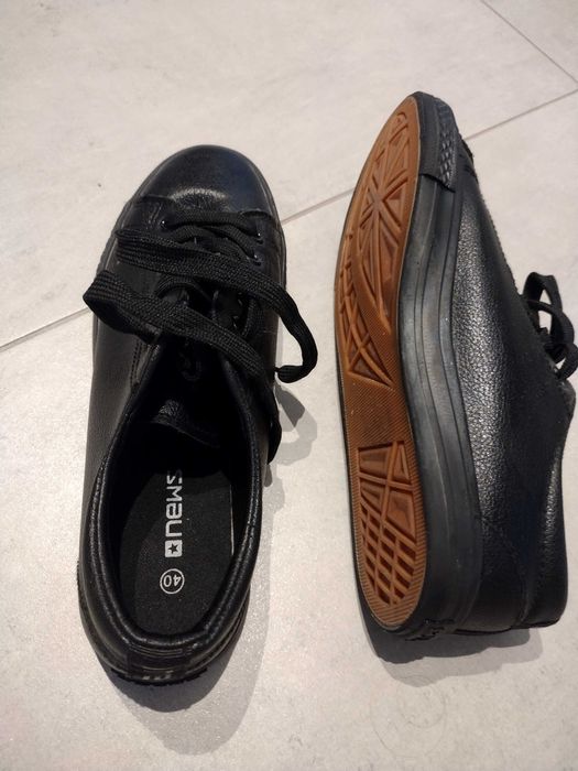Buty dziecięce czarne 40