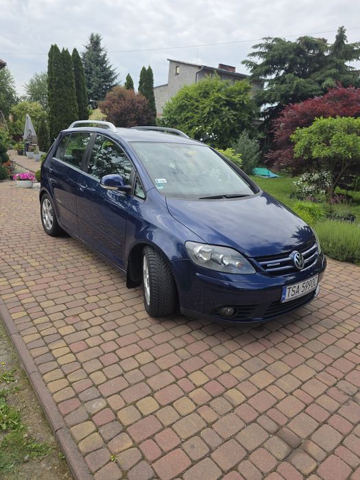Golf 5 plus. Zadbany z prywatnych rąk