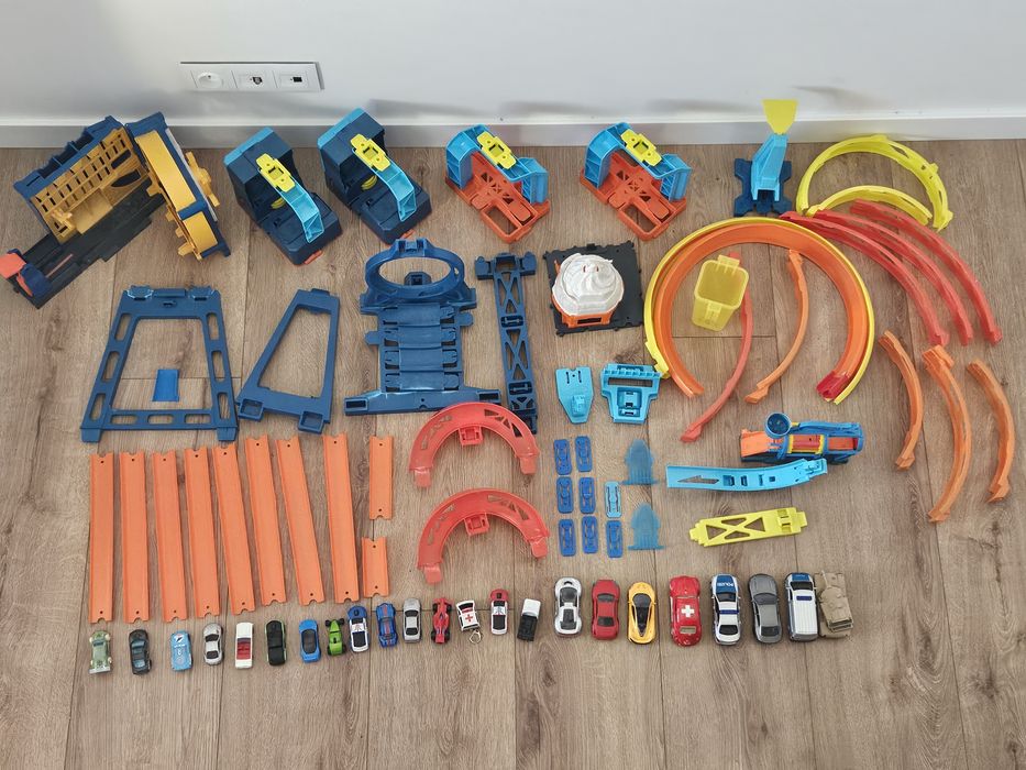 HOT WHEELS, track builder, 6-12 lat