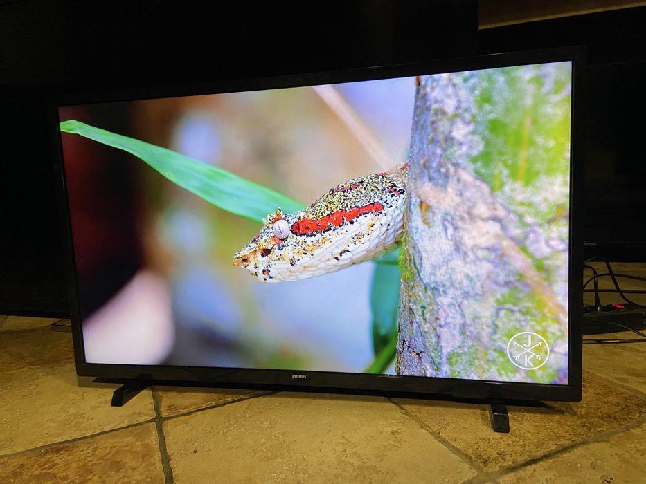Телевізор philips 32 android smart TV