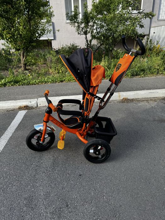 Дитячий триколісний велосипед Azimut Trike з батьківською ручкою