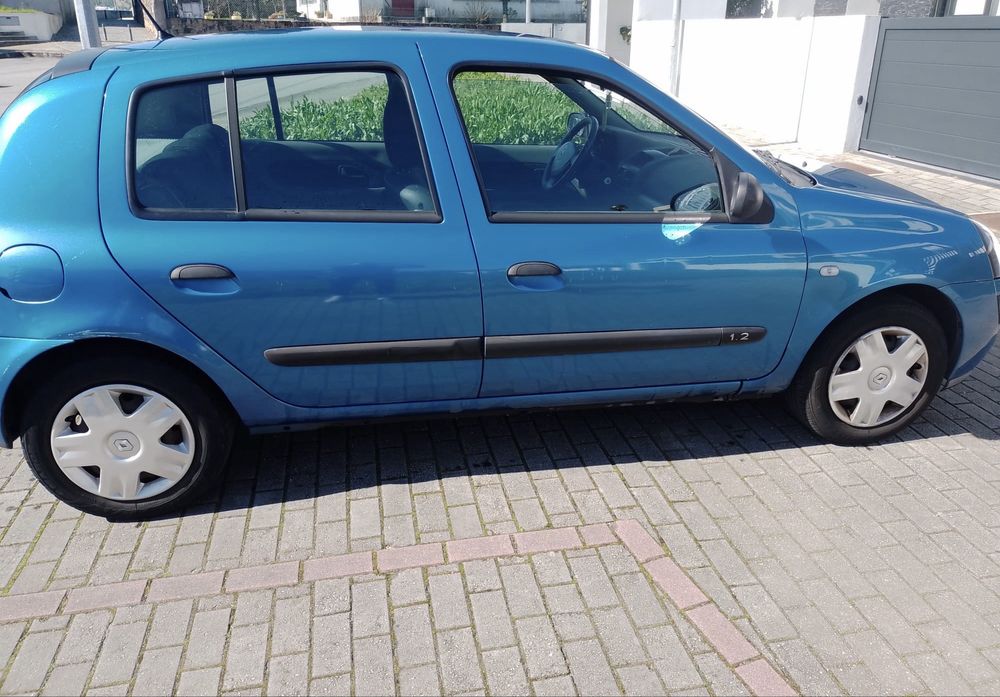 Renault clio 2003