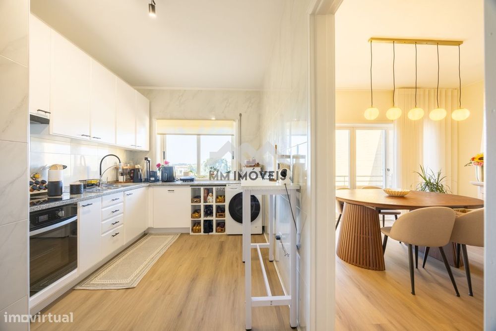 T3 Duplex | Serzedo, Vila Nova de Gaia | Renovado | Varanda e Terraço