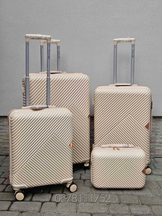 100%полікарбонат WINGS WN01 Польща Валізи чемоданиручна поклажа Кейси