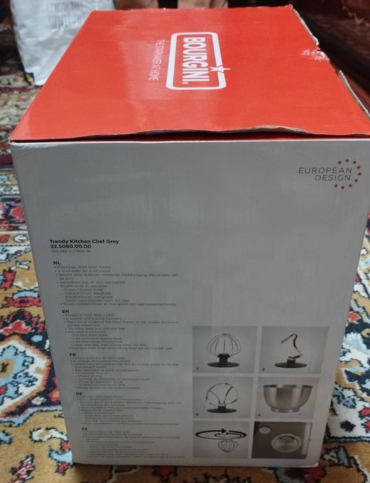 Кухонный комбайн (тестомес)