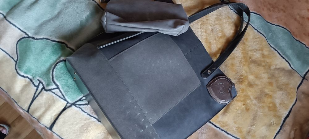 Duża torba Chiara z kosmetyczką i lusterkiem