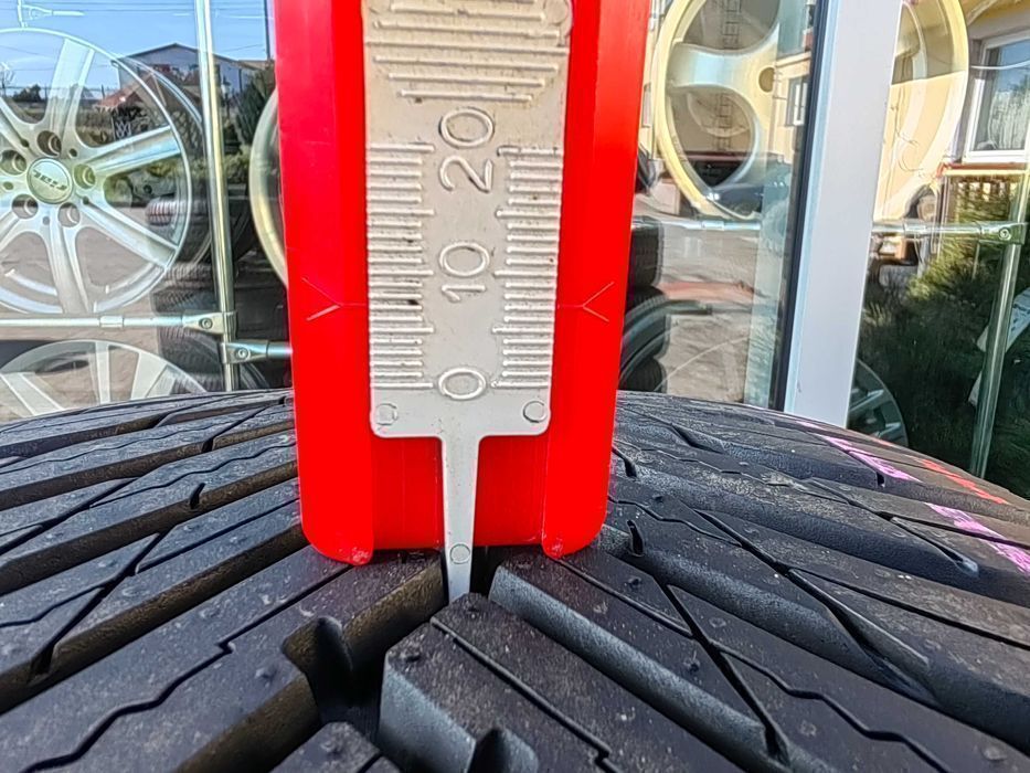 215/40R18 89V Maxxis Premitra All season AP 3 pojedyncza całoroczna
