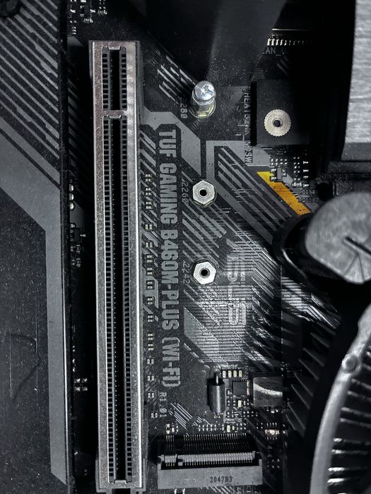 Asus b460M plus wifi64739322760579121