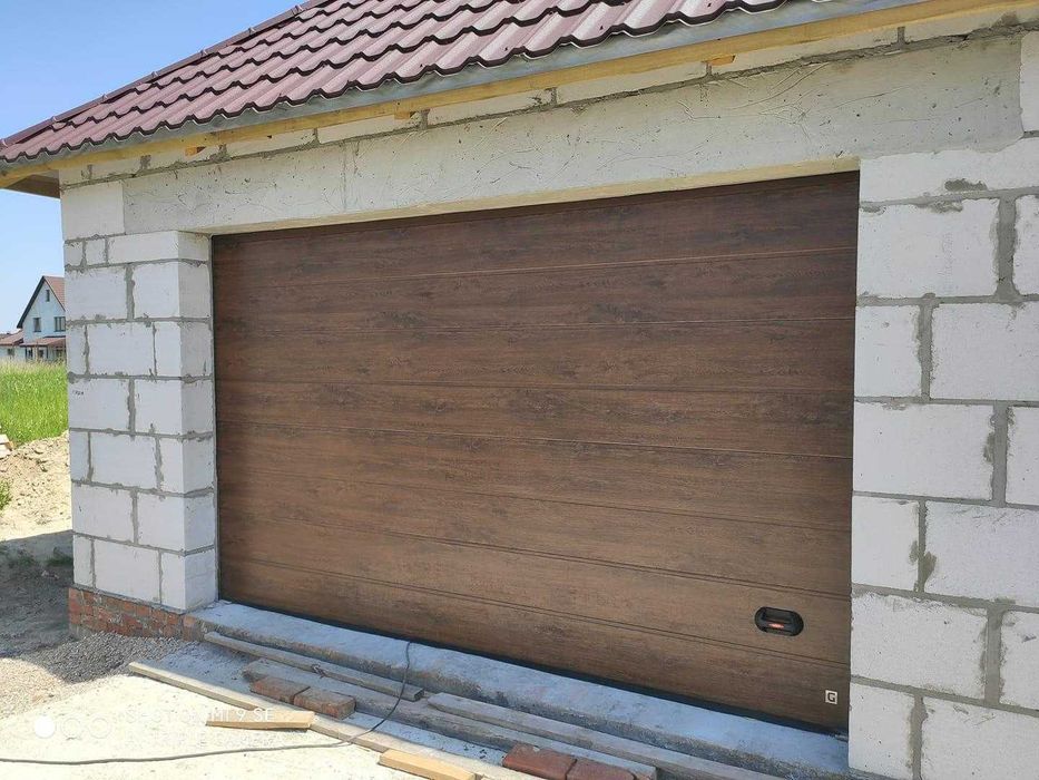 Гаражные ворота б/у и новые Одесса и область. Бытовые и промышленные