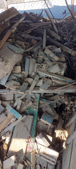 Відам даром ходунки дитячі іграшки і дрова