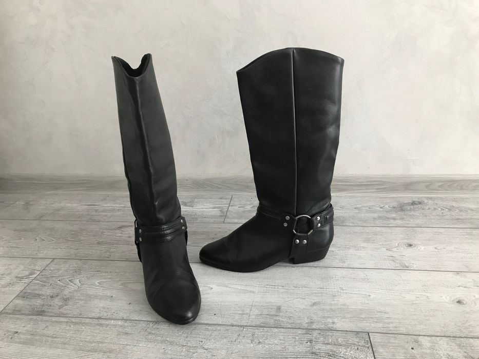 Стильні Казаки шкіряні на вузьку ніжку