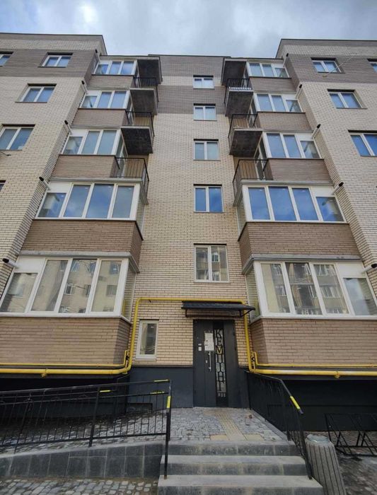 Продам 2-кімнатну квартиру ЖК"Кемпінг Сіті"
