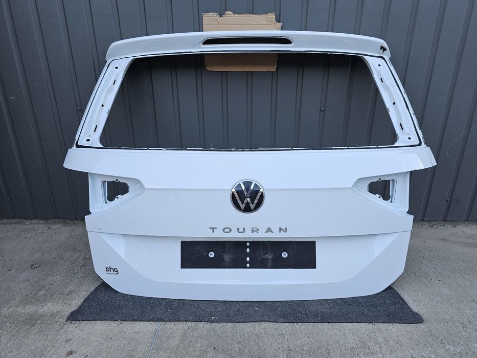 Ляда Крышка багажника Кляпа VW Touran 5TA827445 Тоуран 2019 2021