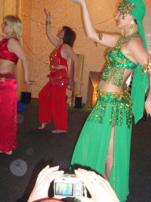 Продам костюм для східних танців, із прикрасами та аксесуарами