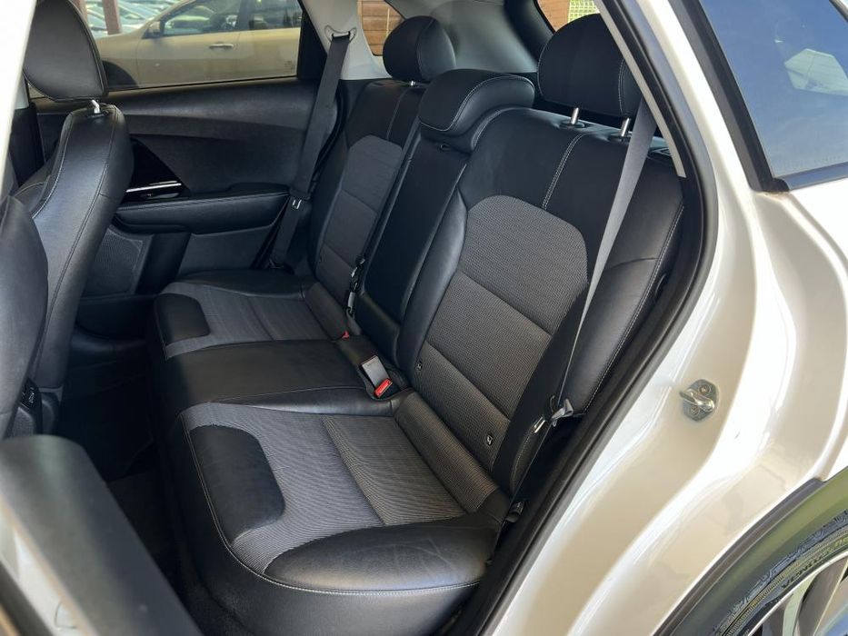 Kia Niro 1.6 GDi HEV Drive
