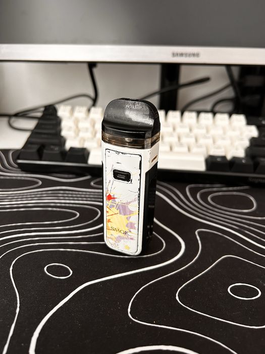 Vendo smoknordx o estado exterior não e bom,mas funciona perfeitamente