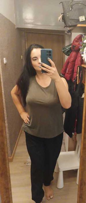 Efektowny top z tiulem