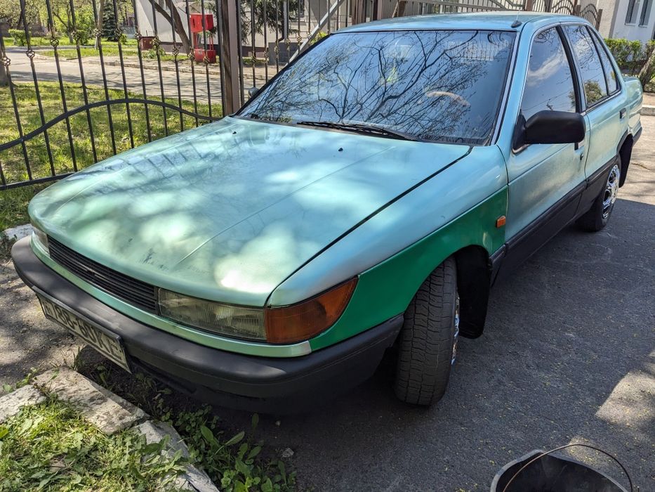 Продам авто Митсубиси Лансер.