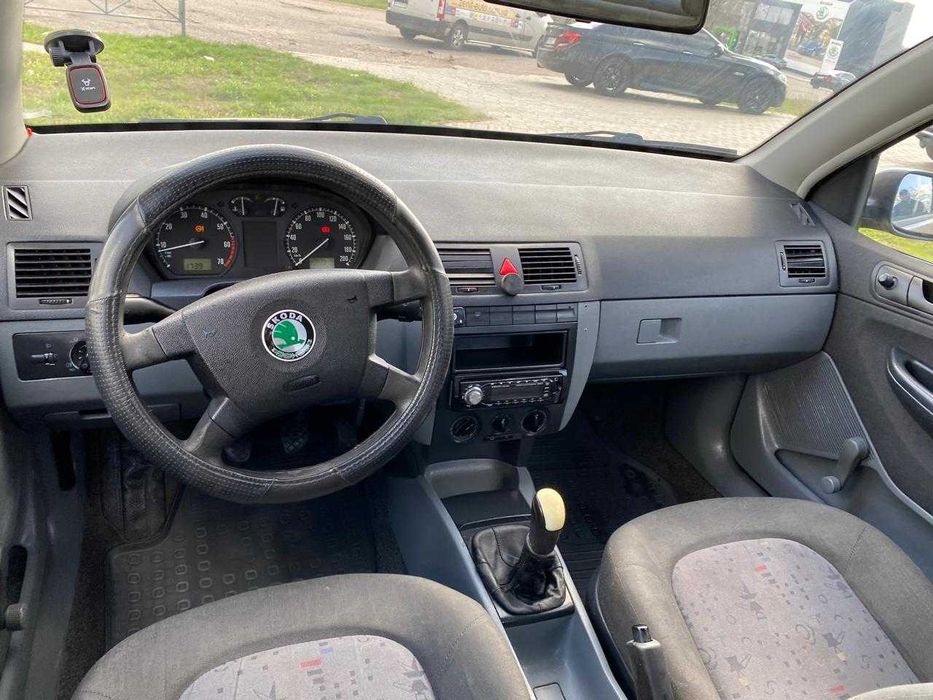 Продам Skoda Fabia 2004р 1.2 газ-бенз