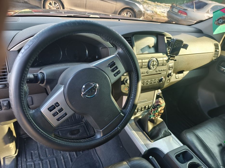 Ніссан Пантфаїнтер