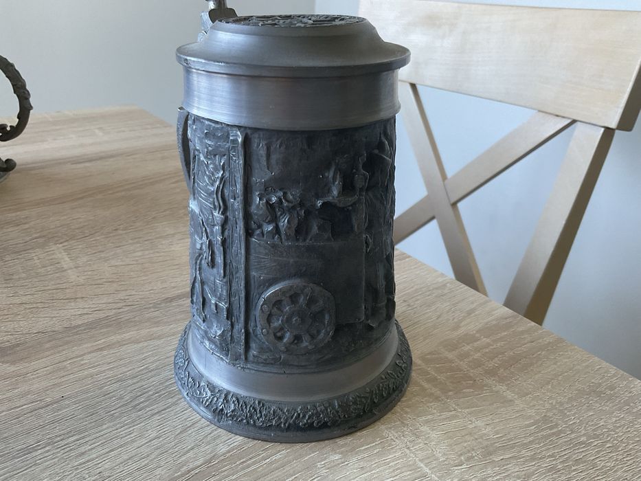 Kufel cynowy KWK BORYNIA  1,35 kg