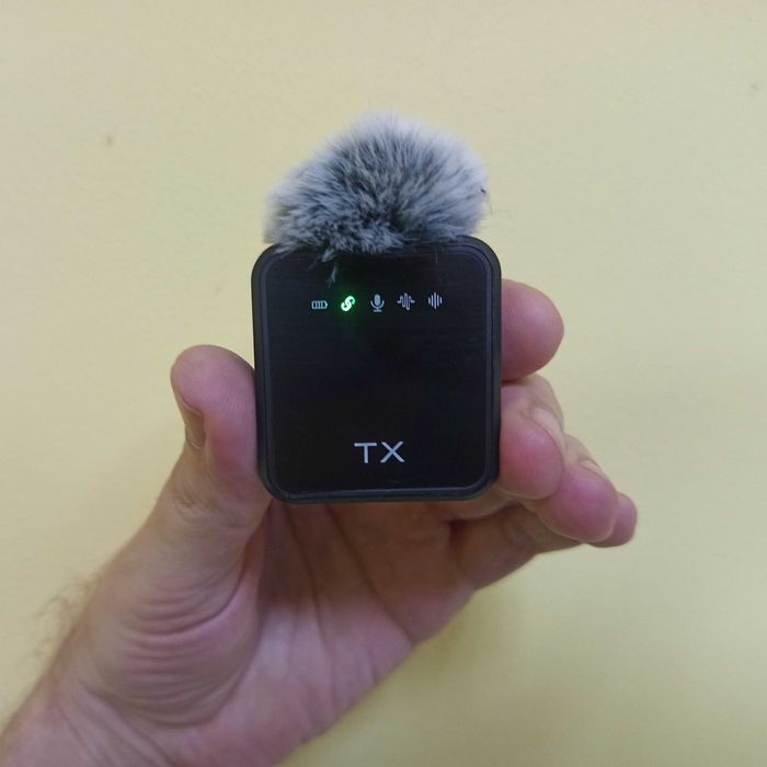 Микрофон-петличка F11-2 с подключением 3,5 мм, Type-C, Lightning