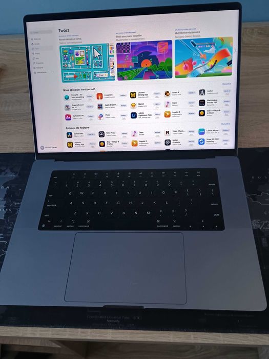 Macbook Pro 16cali M1pro 32GB/512GB