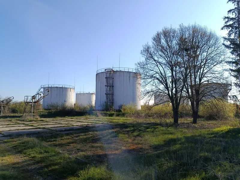 Продаж нафтобази 1260 кв.м (майновий комплекс) — Полтавська обл., с. Піски