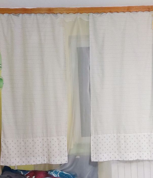 Zasłony niebiesko białe