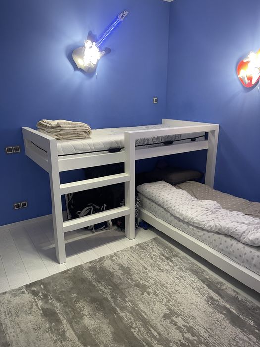 Продам кровати для спальни одноместные