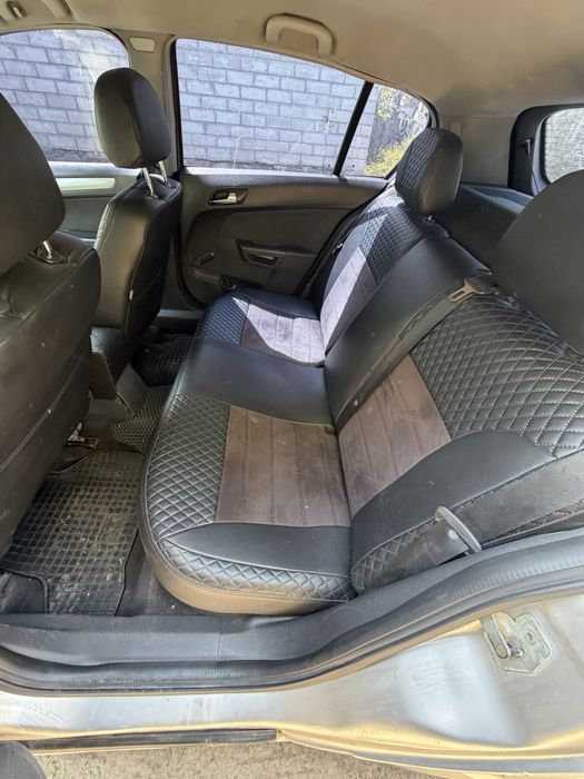 Opel astra H 1.6 газ /бензин
