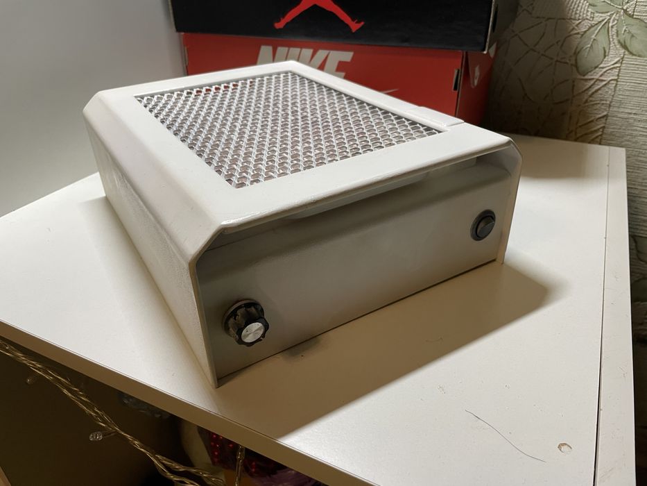 Продам вытяжку для маникюра