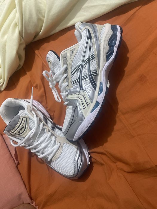 Ténis Asics como novos