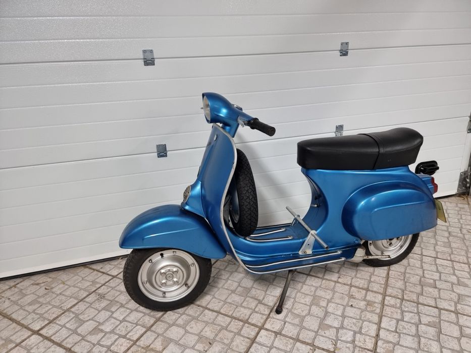 Vespa 50s em bom estado