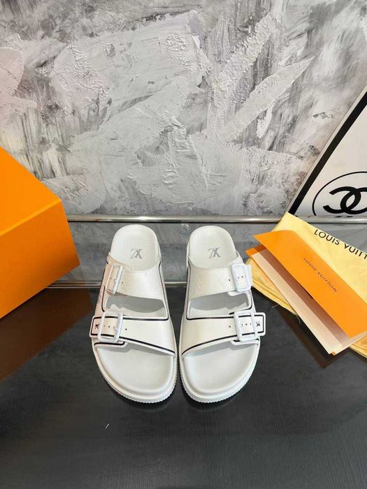 Louis Vuitton Buty, sandaly klapki, skora 180218