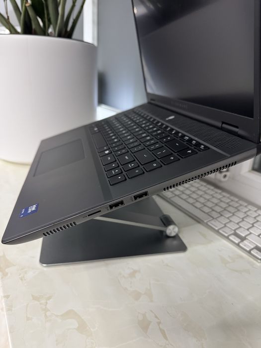 Ноутбук Alienware M16 R2 P130F 16" Intel Ultra 9/64ГБ/2ТБ SSD/RTX 4070