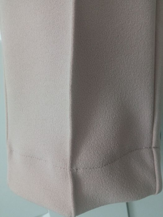 Reserved eleganckie spodnie perełki nowe 34/36