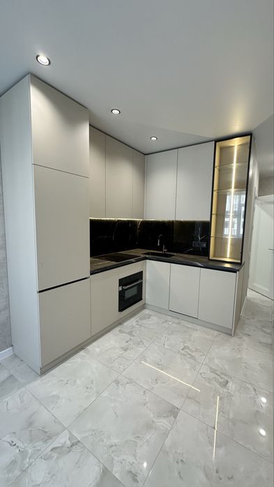 ЄВРОДВУШКА В ЖК «МИРА» — готова кухня з технікою !