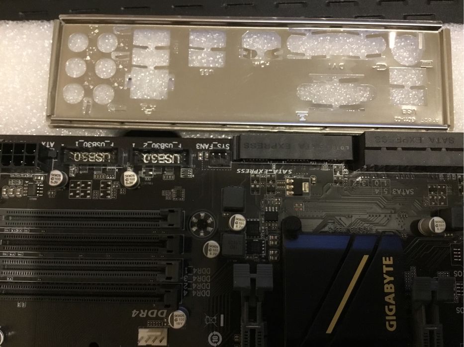Материнська плата Gigabyte GA-Z170-HD3 версія DDR4 2133