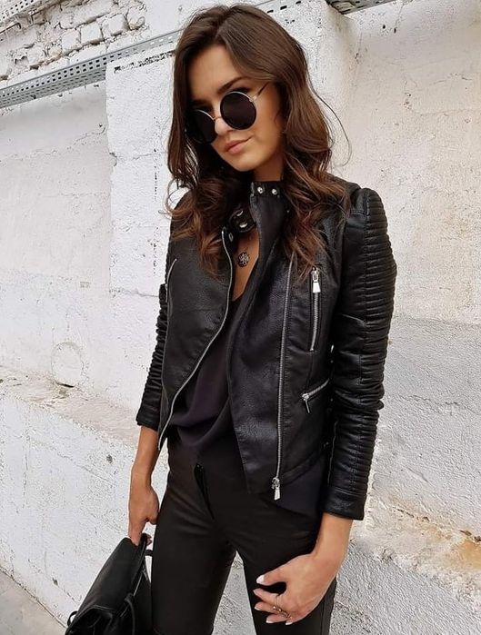 Косуха чорна в ідеальному стані