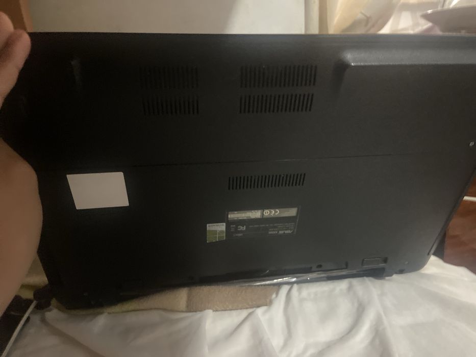 Computador muito bom perfeito pra jogar e trabalhar só está meio solto