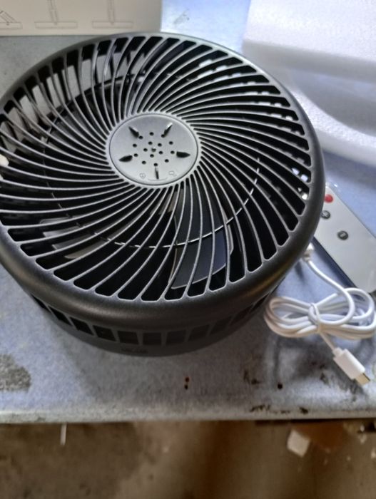 Primevolve Wentylator na baterie, przenośny wentylator podłogowy USB