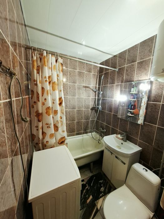 Продаж 2 кімнатної квартири вул Жабинського 1