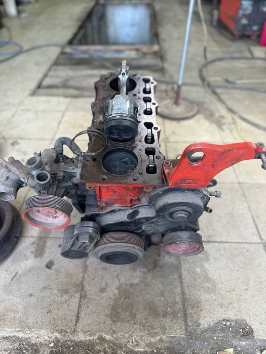 Двигун jeep cerokee 2.5td xj