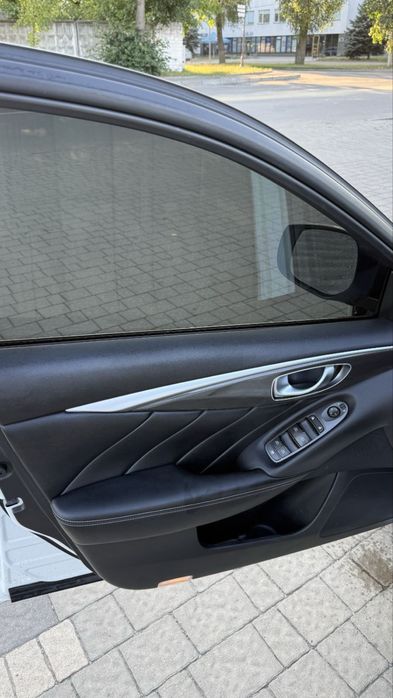 Продам Infiniti Q50