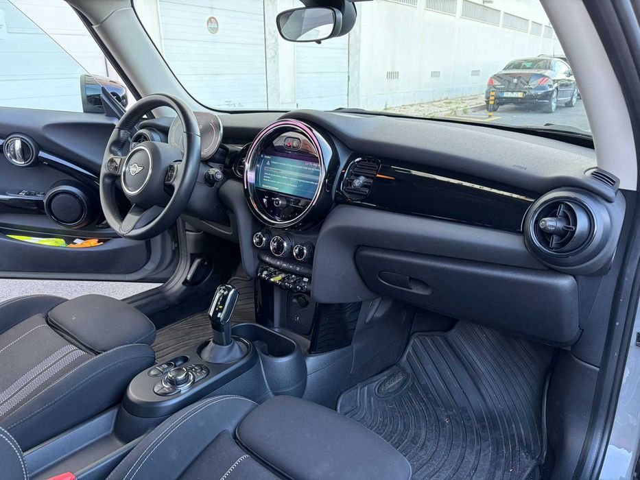 Mini Cooper SE F56 2022