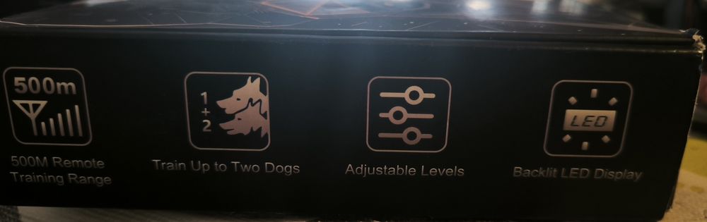 Colar de treino de cães novo na caixa