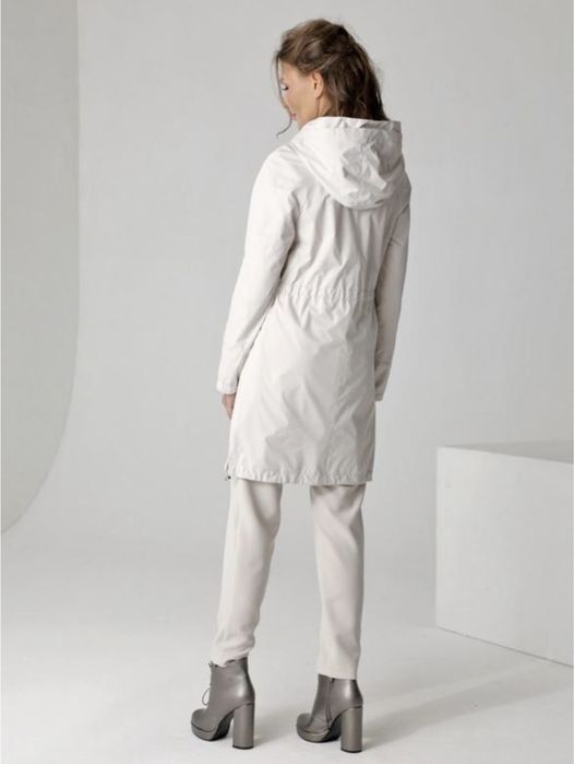 Парка жіноча світло сіра куртка осінь зручна парка осінь весна крута